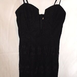 Blossom Black Lace Spaghetti Straps Evening Dress | Size 12